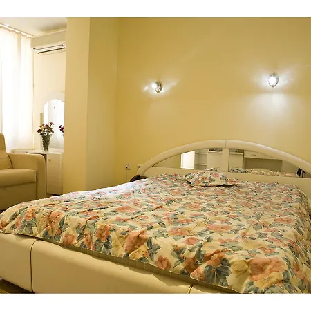 فندق Family Casa Brava ساني بيتش